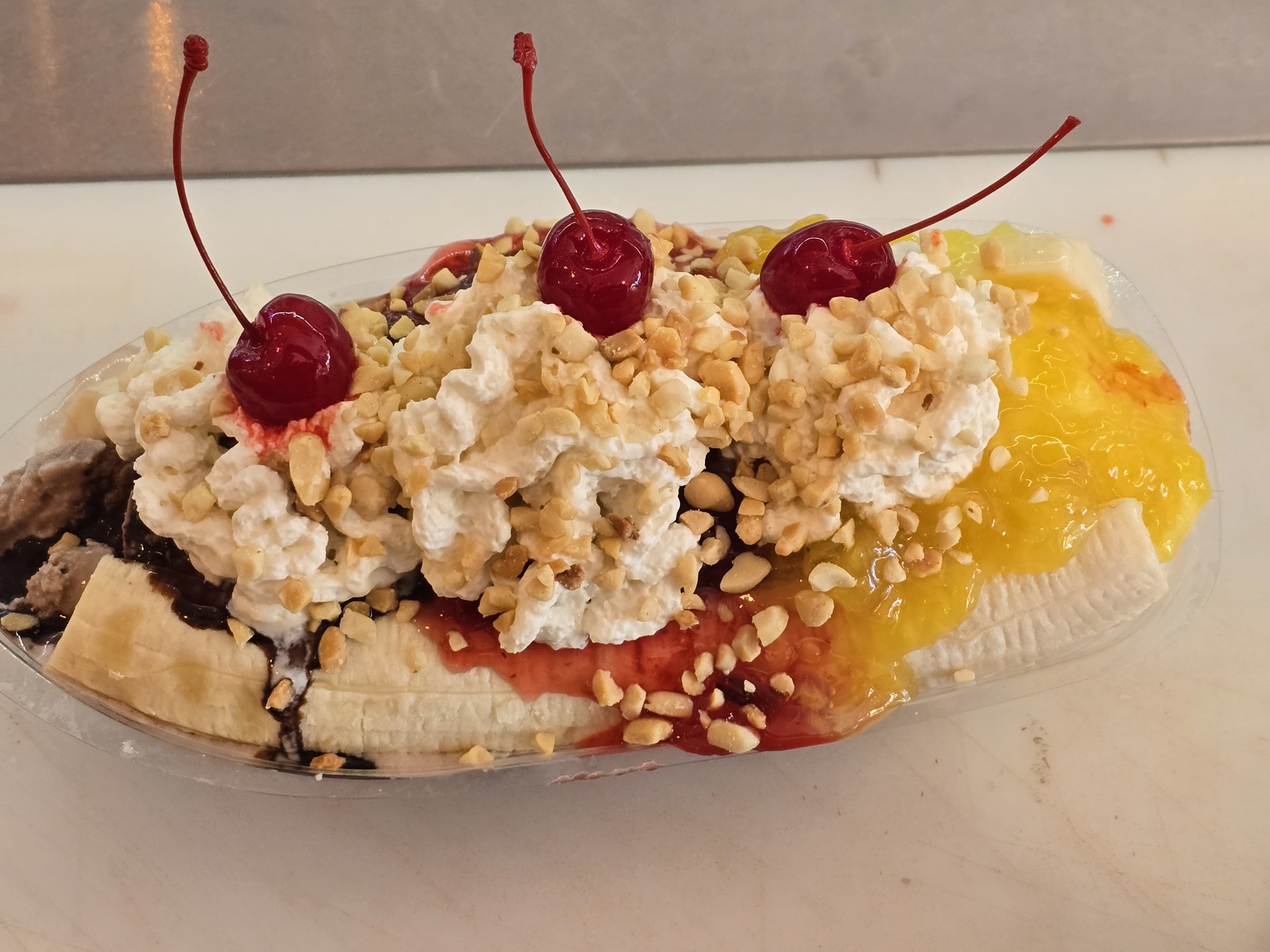 The Mer - mini banana split